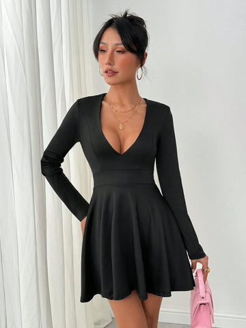 Women Deep V Neck Long Sleeve Cinched Waist Sexy Mini Dress, Solid Color, Autumn