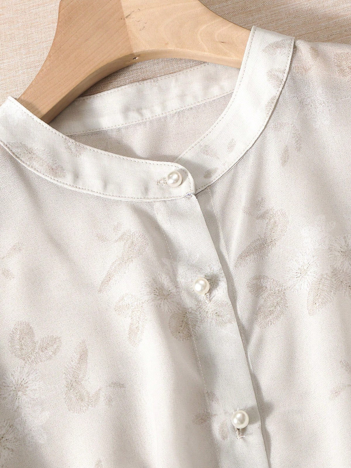 Privé Women Elegant And Simple Long Sleeve Chiffon Blouse