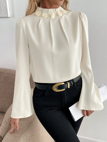 Privé Women Elegant Commuter Long Sleeve Stand Collar Flare Cuff Glossy Woven Light Peach Blouse,