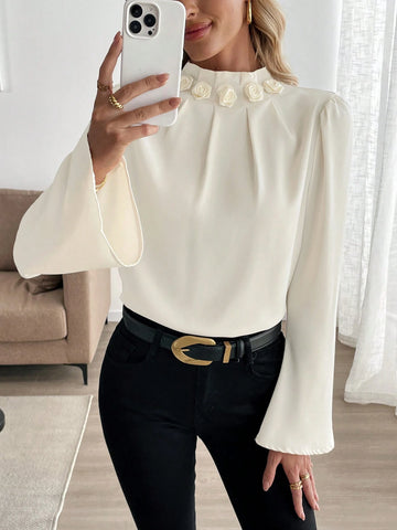 Privé Women Elegant Commuter Long Sleeve Stand Collar Flare Cuff Glossy Woven Light Peach Blouse,