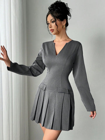 Women Elegant V-Neck Pleated Casual Mini Dress