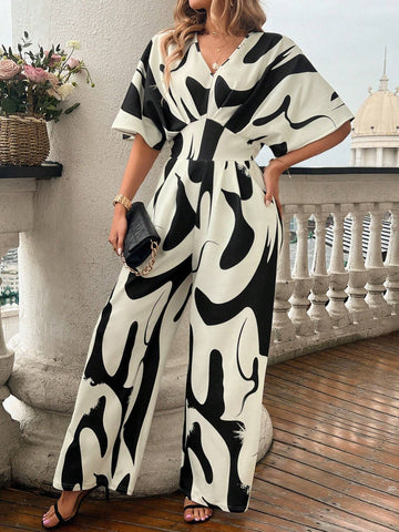 Women Fashionable Black And White Color Blocking Mid-Sleeved Jumpsuit