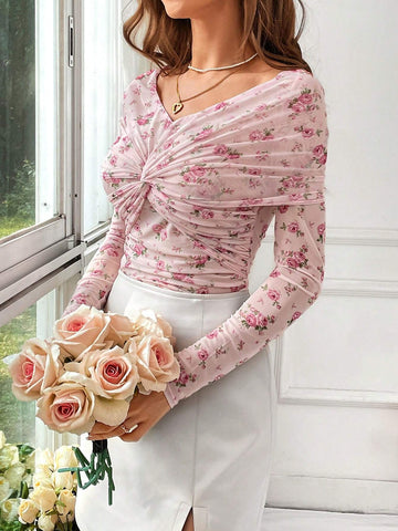Privé Women Romantic Pink Floral Print Knitted Long Sleeve T-Shirt For Valentine's Day, Dating And Parties