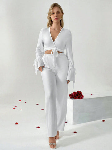 Women Valentine's Day Pleated Texture Flare Sleeve Crop Top With Tie Detail & High Waist Wide Leg Pants Set