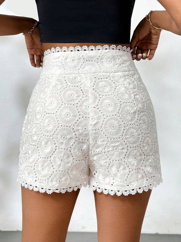 Privé Women White Embroidered Lace Patchwork Summer Shorts,White Shorts,Women Shorts,Lace Appliqué,Breathable Fabric,Summer Shorts,Suitable For Everyday, Commuting, Holiday