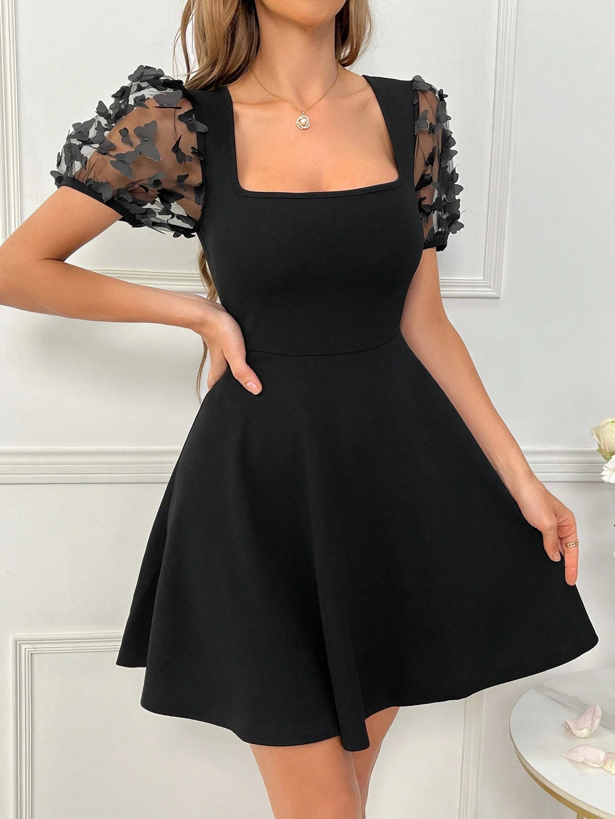 Women's 3d Butterfly Mesh A-Line Dress With Puff Sleeves And Square Neckline