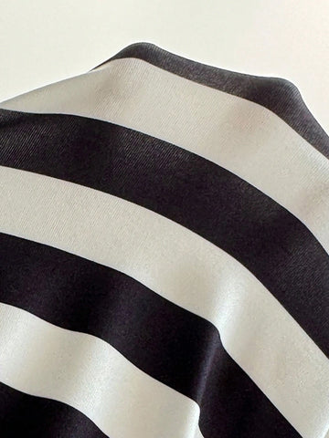 Women's Autumn/Winter Black & White Striped Round Neck Backless Bodycon Long Dress With