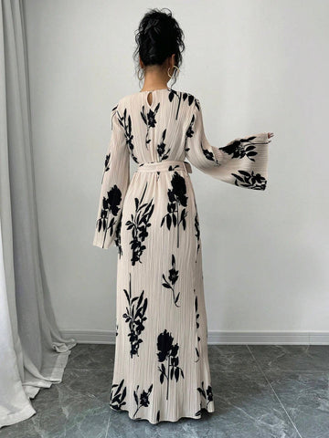 Women's Autumn/Winter Elegant Pleated Fabric Flared Long Sleeve Dress