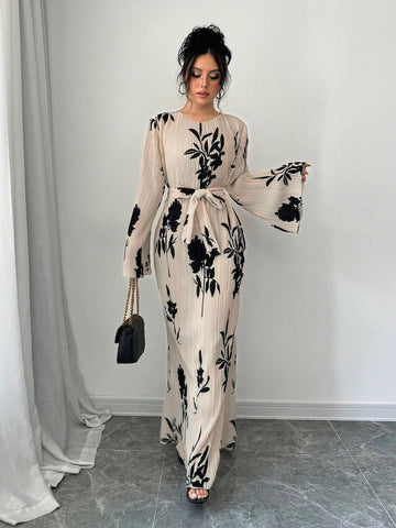 Women's Autumn/Winter Elegant Pleated Fabric Flared Long Sleeve Dress