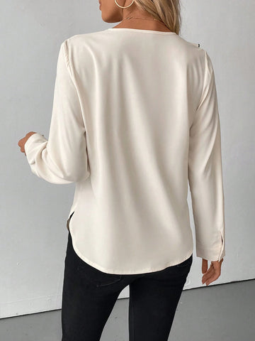 Privé Women's Autumn Long Sleeve V-Neck Loose Elegant Ruffle Hem Blouse