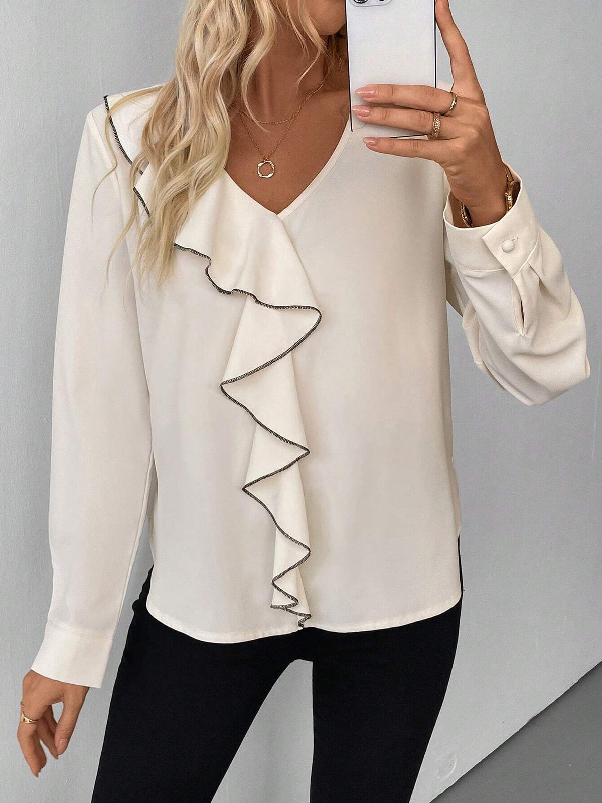 Privé Women's Autumn Long Sleeve V-Neck Loose Elegant Ruffle Hem Blouse