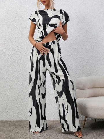 Women's Batman Printed Top And Pants Set