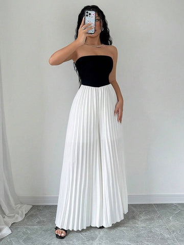 Women's Black And White Color Block Strapless Backless Jumpsuit With Waistband And Pleats, Elegant And Graceful