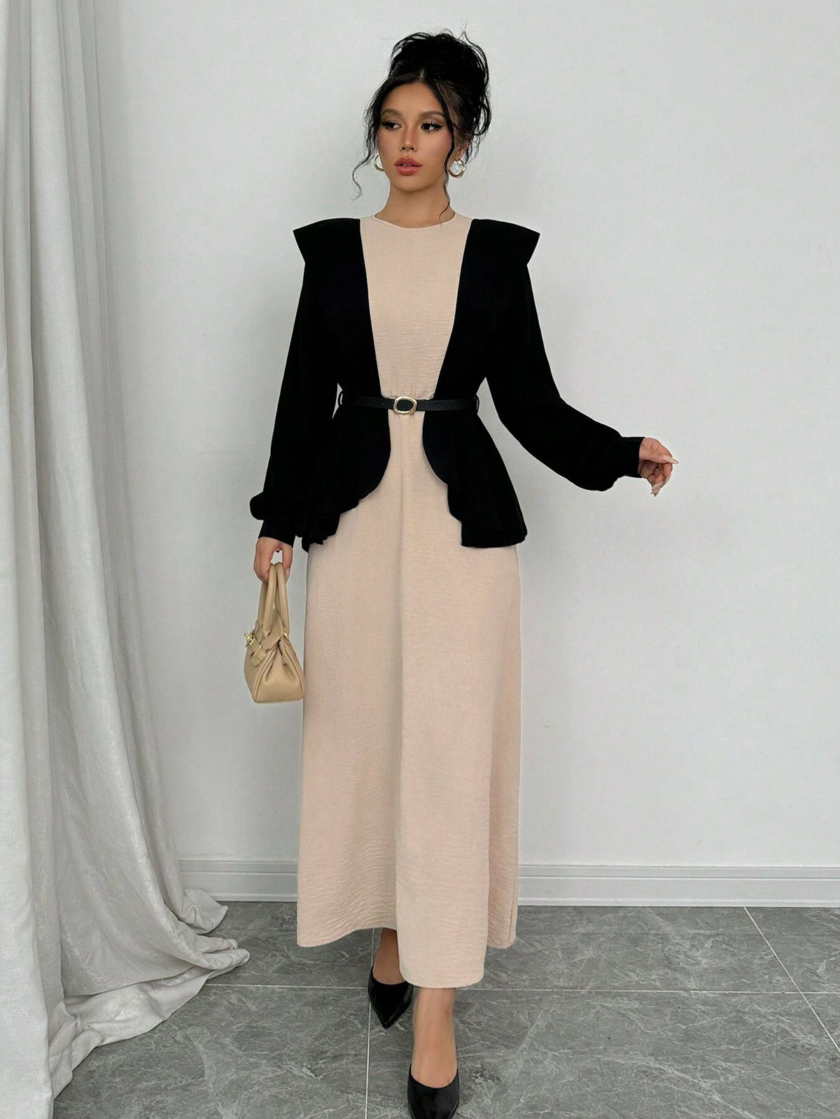 Women's Elegant Lantern Sleeve Round Neck Belt Waist Contrast Splice Ruffle Hem Maxi Dress