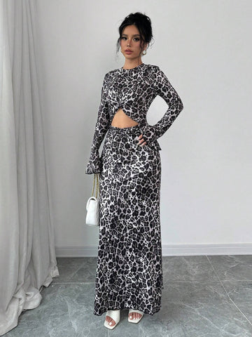 Women's Elegant Leopard Print Long Sleeve Round Neck Flare Sleeve Cutout Waist Twist-Knot Details Ruched Fitted Long Dress, For Autumn