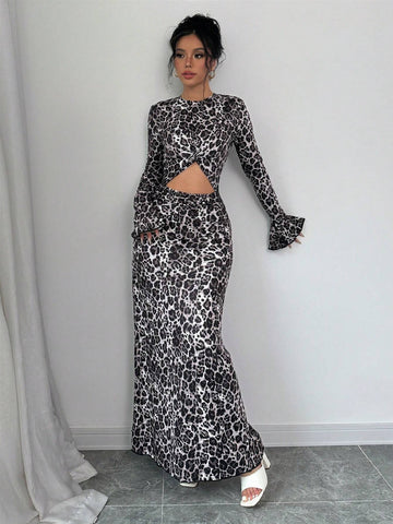 Women's Elegant Leopard Print Long Sleeve Round Neck Flare Sleeve Cutout Waist Twist-Knot Details Ruched Fitted Long Dress, For Autumn