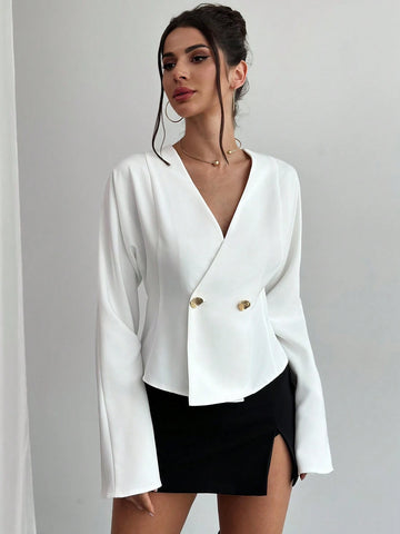 Privé Women's Elegant Metal Buckle Decor Long Sleeve White Shirt