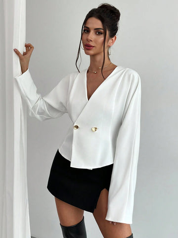 Privé Women's Elegant Metal Buckle Decor Long Sleeve White Shirt