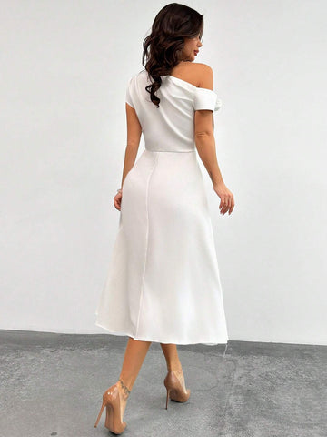 Women's Elegant Minimalist Delicate Romantic Charm Valentine's Day Date Party Everyday