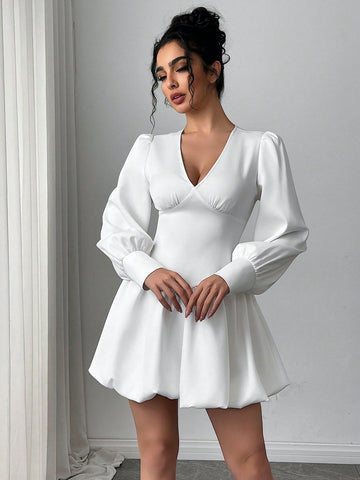 Women's Elegant Minimalist Fancy Romantic Charming Fashion Commute V-Neck Long Sleeve Puff