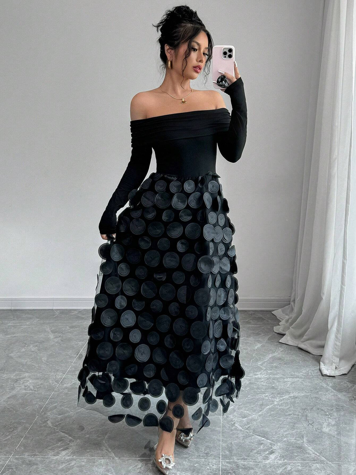 Women's Elegant Off Shoulder Embroidery & Mesh Patchwork Dress