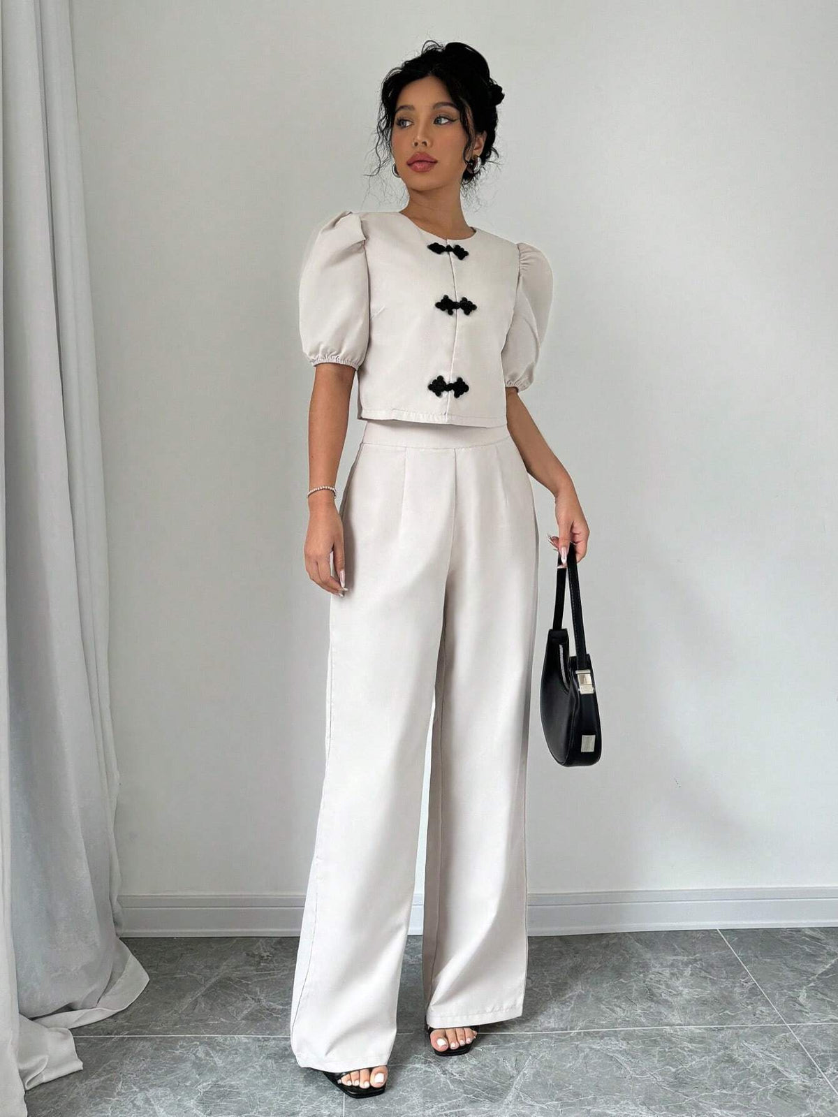 Women's Elegant Two-Piece Set: Round Neck Short Puff Sleeve Chinese Style Blouse And Pants, Summer