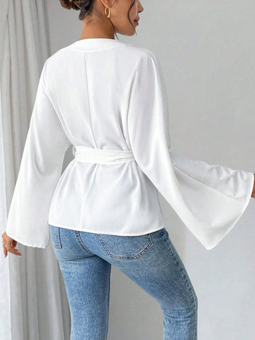 Privé Women's Fashion Faux Pearl Decor Flare Sleeve Elegant Blouse