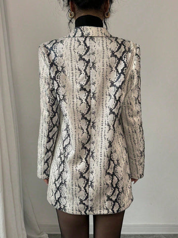 Women's Fashion Snake Skin Print Suit Jacket And Shorts Set