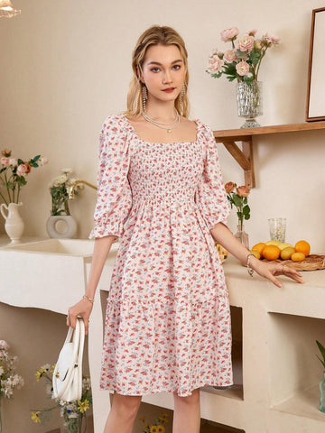 Women's Floral Print Square Neckline Wrap Dress