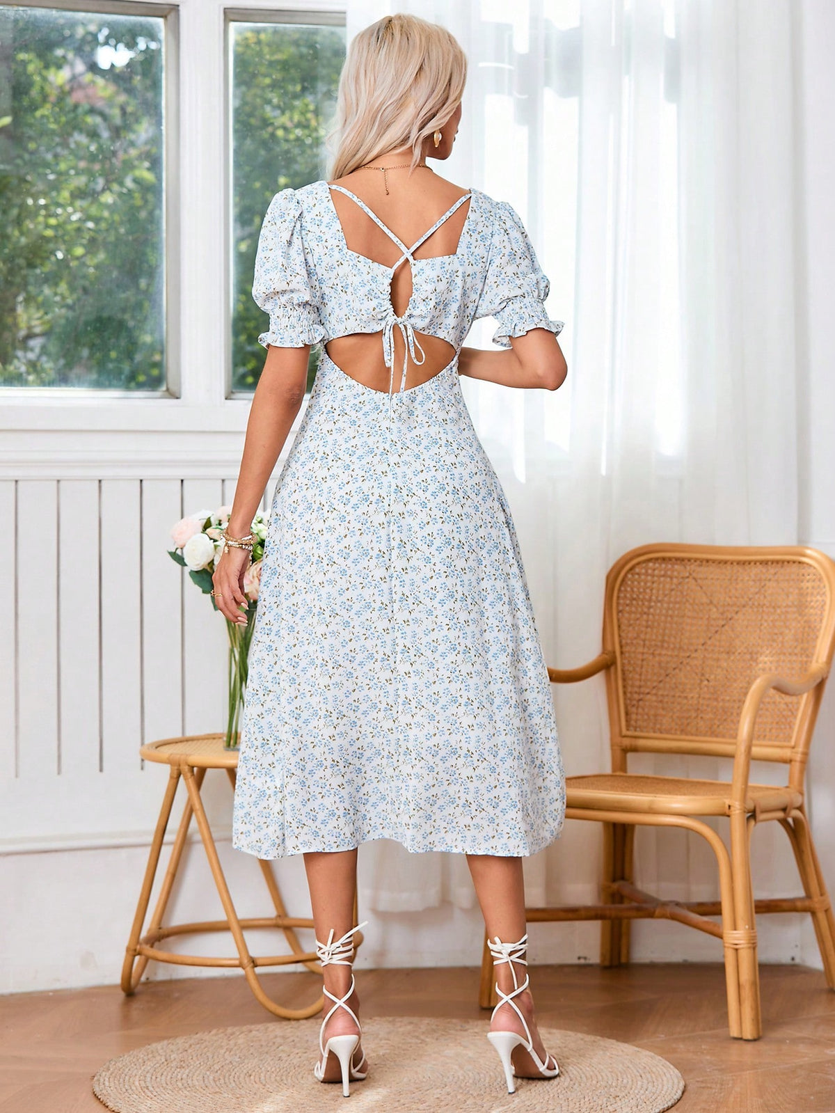 Women's Floral Print Sweetheart Neckline Short Bubble Sleeve Dress