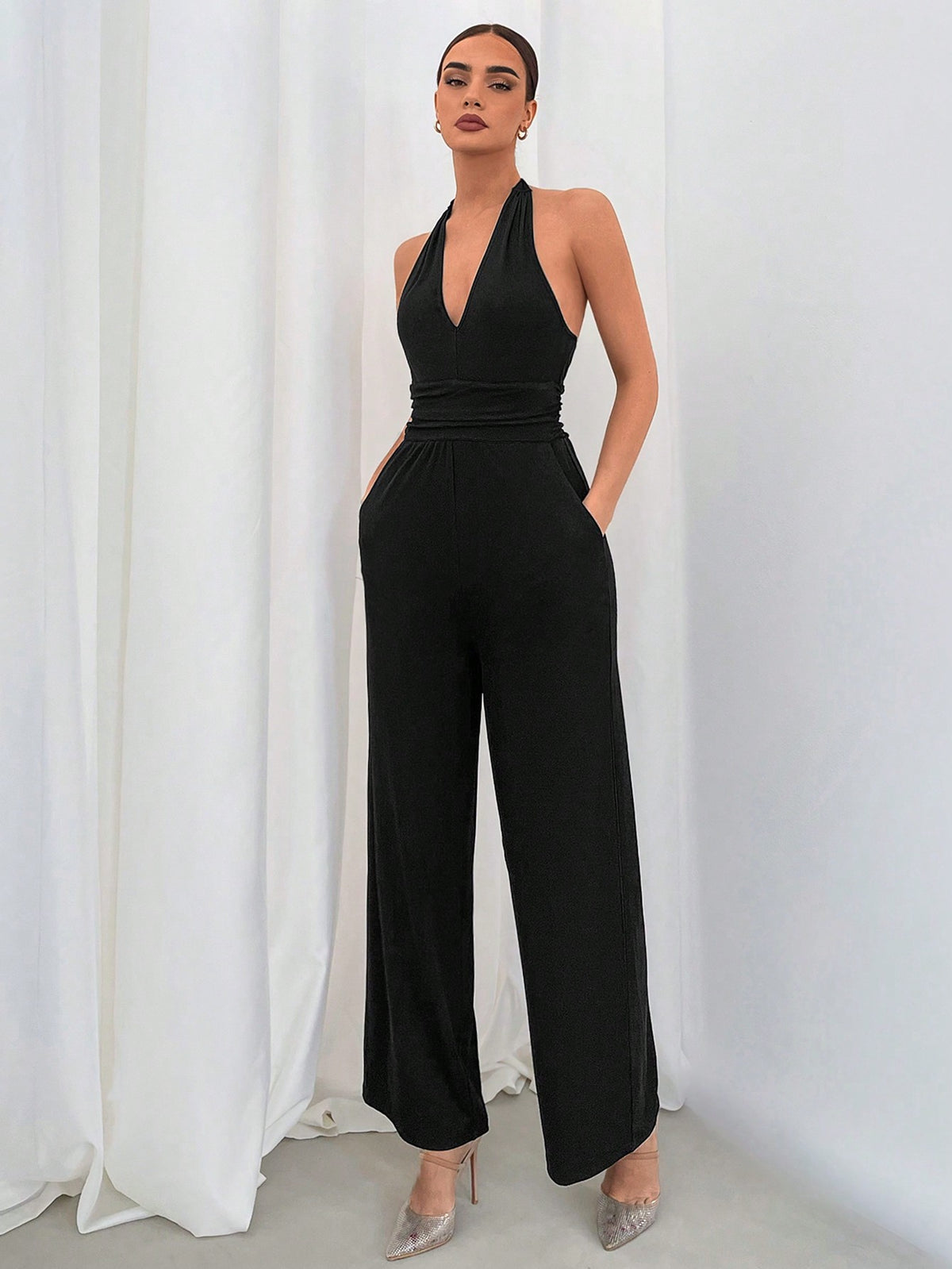 Women's Halter Neck Pleated Wide Leg Long Jumpsuit, Sexy And Elegant Style