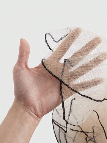 Privé Women's Mesh Skirt With Color Collision Design, Random Floral Pattern, Spring And Summer Fashion