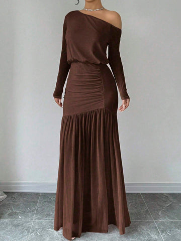 Women's New Brown Elegant Sexy Asymmetric Neck Long Sleeve Top And Asymmetric Ruched Split Skirt 2-Piece Set