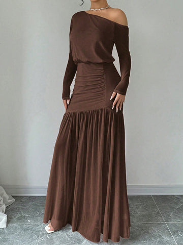 Women's New Brown Elegant Sexy Asymmetric Neck Long Sleeve Top And Asymmetric Ruched Split Skirt 2-Piece Set