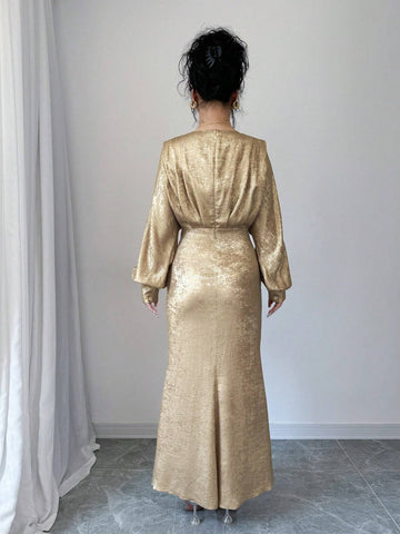 Women's Pleated Patchwork Button Embellished Gold Foil Fish Tail Hem Dress