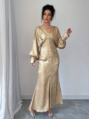Women's Pleated Patchwork Button Embellished Gold Foil Fish Tail Hem Dress