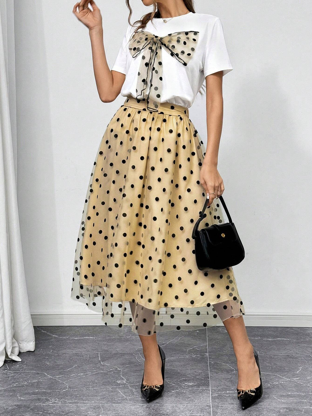 Women's Polka Dot Bowknot Casual T-Shirt And A-Line Polka Dot Skirt Set