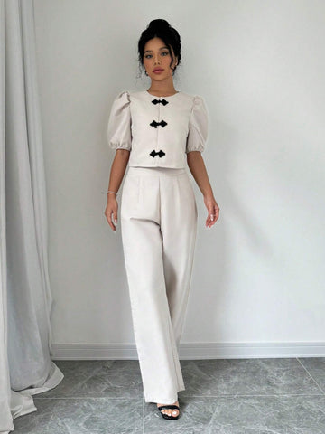 Privé Women's Round Neck Short Puff Sleeve Chinese Style Button-Up Shirt