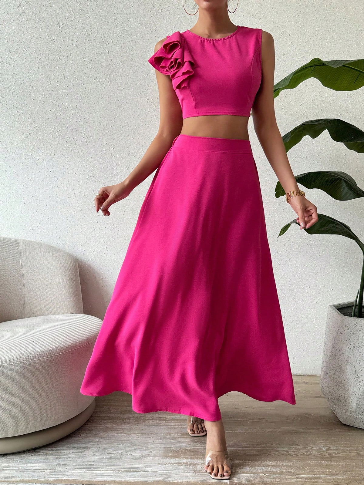 Women's Ruffle Sleeveless Summer Crop Top And Skirt Set