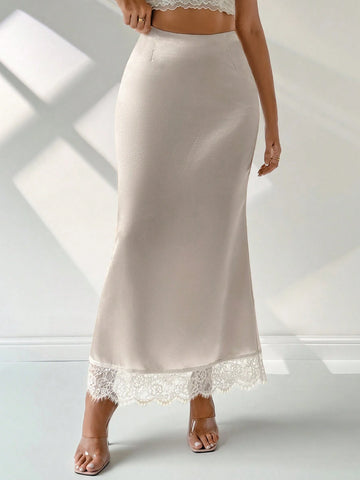 Privé Women's Simple & Elegant White Rayon Bodycon Mermaid Skirt With Lace Hem, Mid-Waist