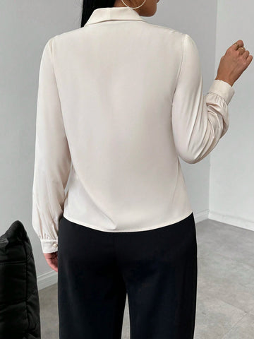 Privé Women's Solid Color Simple Daily Double-Breasted Blouse