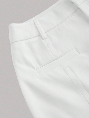 Privé Women's Summer Daily Commute Simple & Elegant Office Style Solid Color High-Waisted Shorts