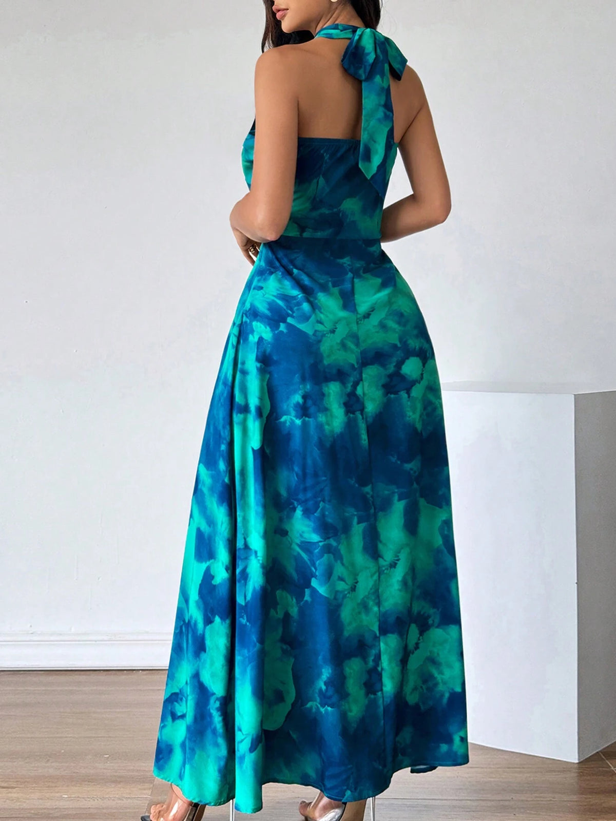 Women's Summer Elegant Romantic Vacation Daily Simple Grad Halter Neck Open Shoulder Multicolored
