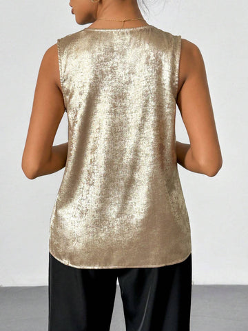 Privé Women's Summer Simple And Elegant Metal-Effect Pleated V-Neck Sleeveless Shirt, Slim-Fit