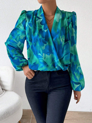 Privé Women's V-Neck Long-Sleeved Full-Print Design Elegant Charm Trendy Shirt