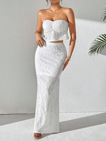 Women's Vacation Ruffled Texture Fabric Strapless Top And Long Skirt Two-Piece Set