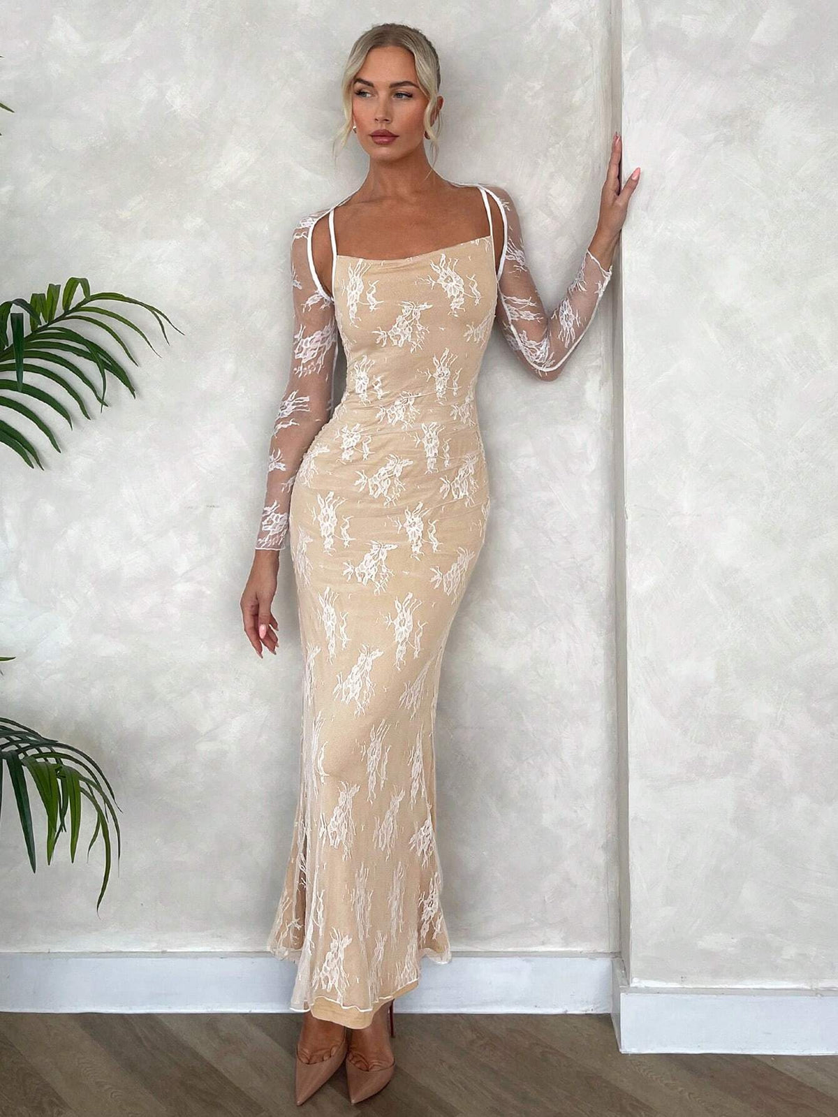 Women's White Lace Spaghetti Strap Long Dress With Bolero Long Sleeve