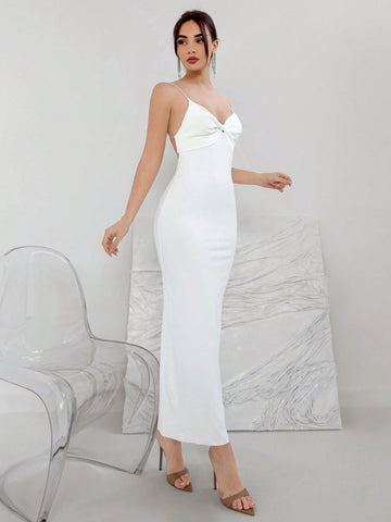 Women's White V-Neck Twist Front Backless Dress