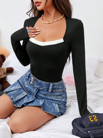 Contrast Color Rolled Collar Pleated Long Sleeve Bodysuit