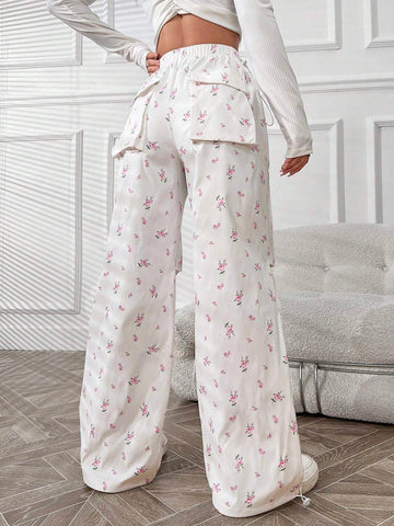 Qutie Ditsy Floral Print Wide Leg Pants